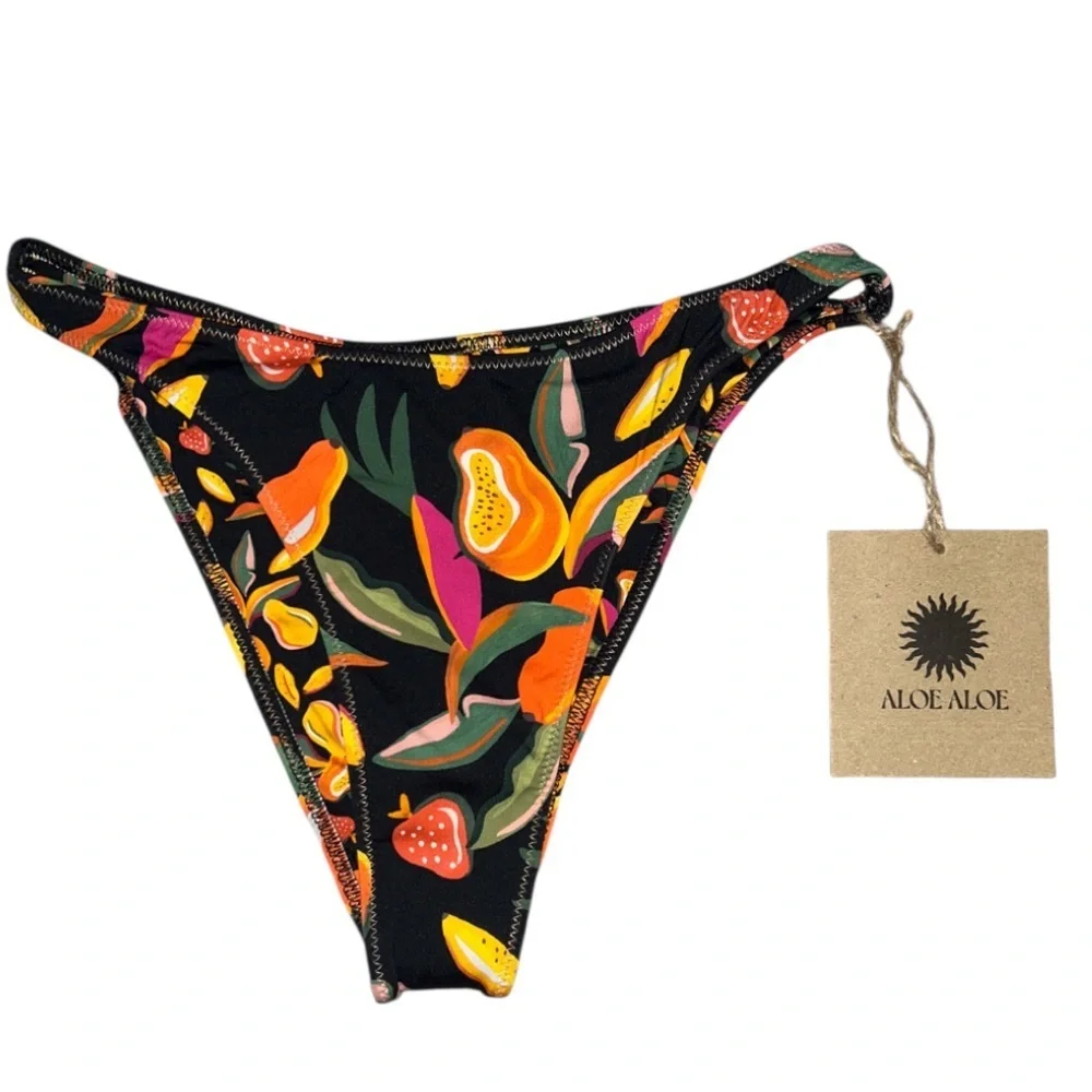NWT ALOE ALOE SWIM The key hole top n high hip bottom in fruit punch size XS/SM